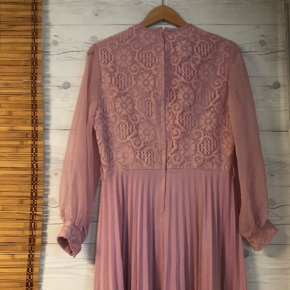 Vintage Lace A Line Dress Acordion Skirt Sleeve - Picture 7 of 8